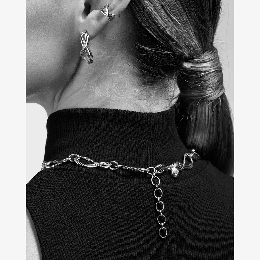 Kit Heath Infinity Grande Multi-Link 18 Inch Necklace 91164RP