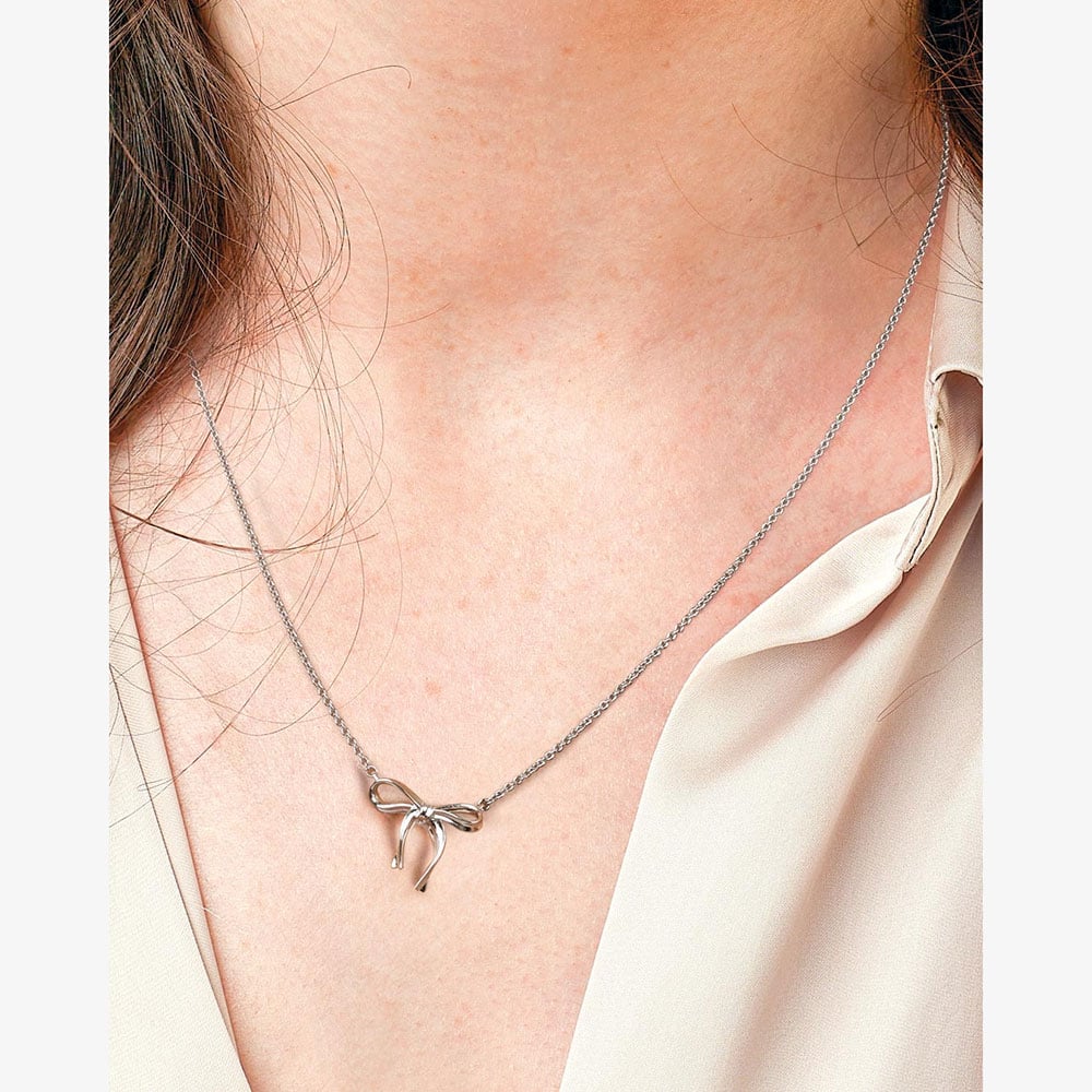 Kit Heath Serenity Ribbon Bow 18 Inch Necklace 91188RP