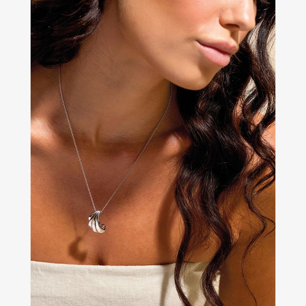 Kit Heath Océane Shell Echo Grande 20 Inch Necklace 91215RP