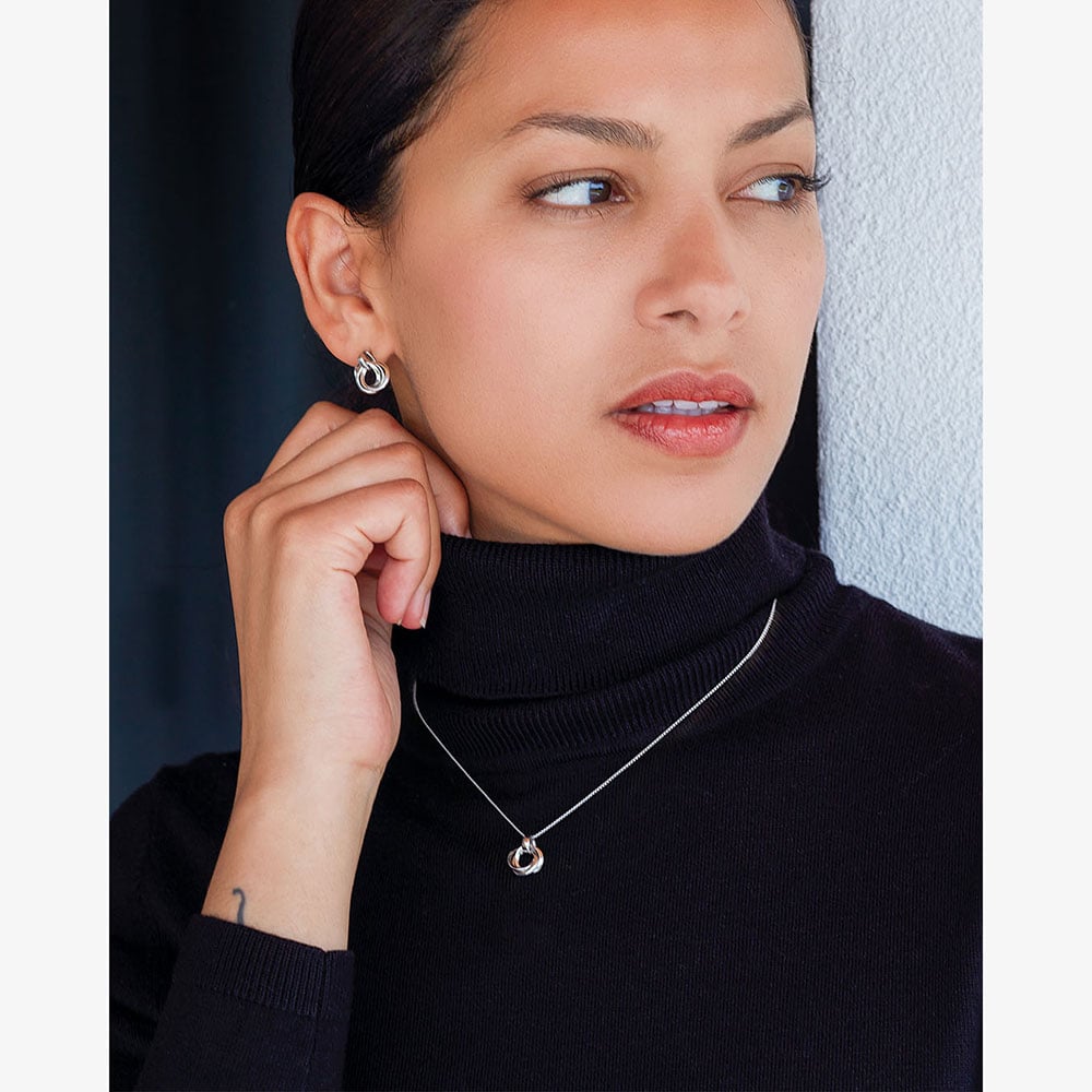 Kit Heath Bevel Trilogy Petite 17 Inch Necklace 9168RP