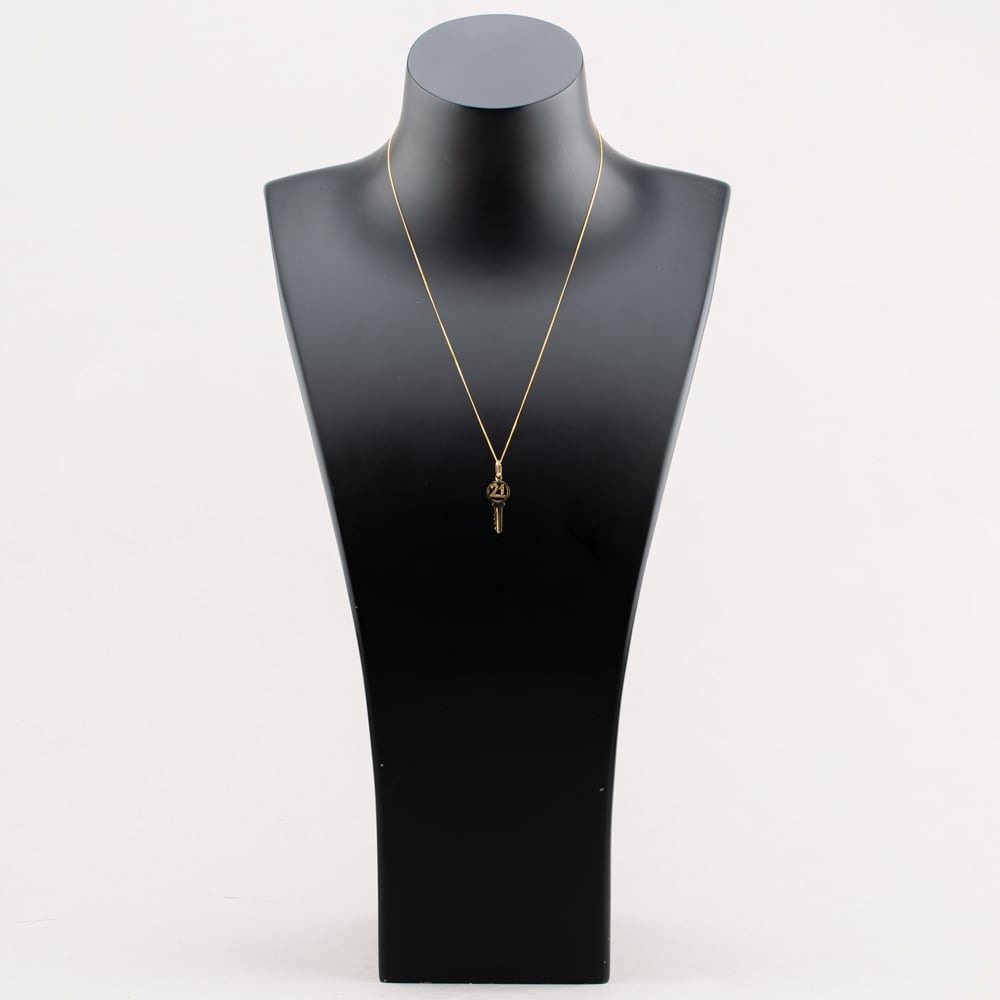 9ct Yellow Gold Number 21 Key Pendant Necklace 1.61.0581