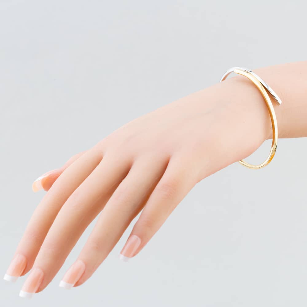 9ct Yellow Gold Two Colour Crossover Bangle BN488