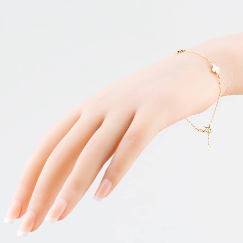 9ct Yellow Gold Mother Of Pearl Petal Bracelet 1.29.1602