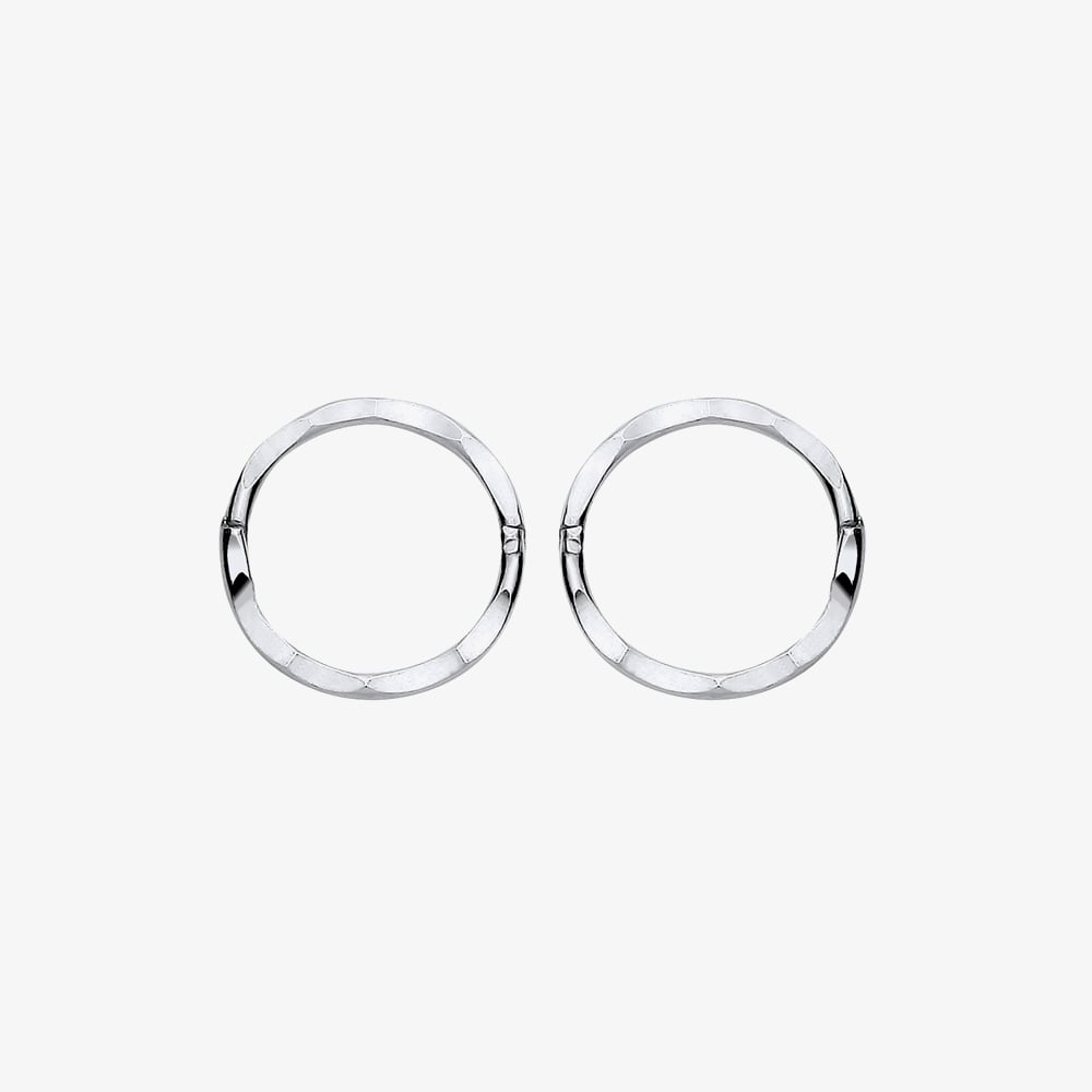 Fashionista Silver Sterling Silver 11mm Hinged Sleeper Hoop Earrings S3494