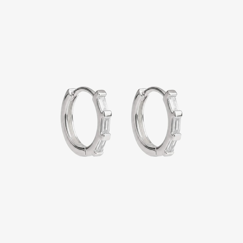 Fashionista Silver Sterling Silver Baguette Cut Cubic Zirconia Hoop Earrings E6789C
