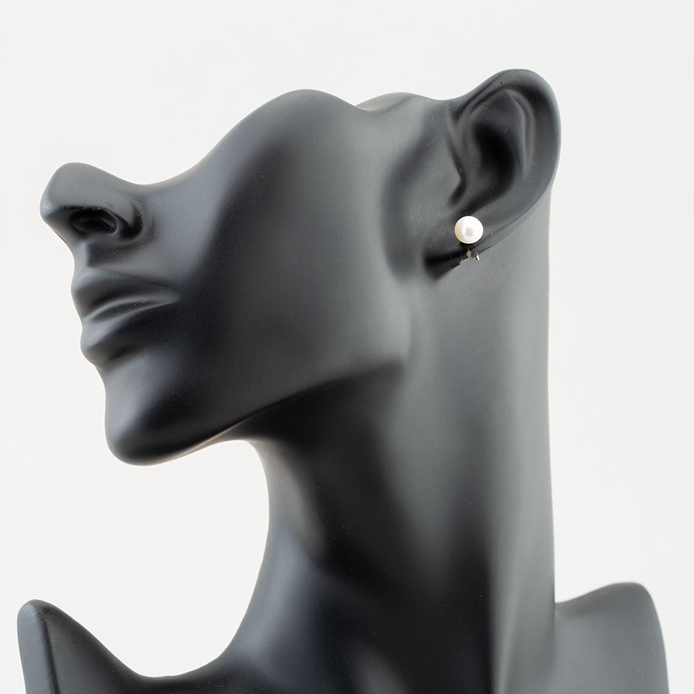 Silver Freshwater Pearl Studs GK-E3065W