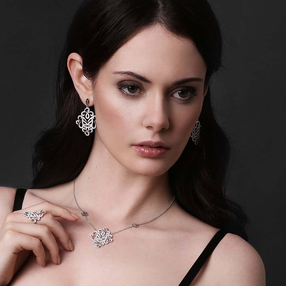 Vamp London Ladies Hidden Mask Fancy Silver Earrings HM038-SI-C