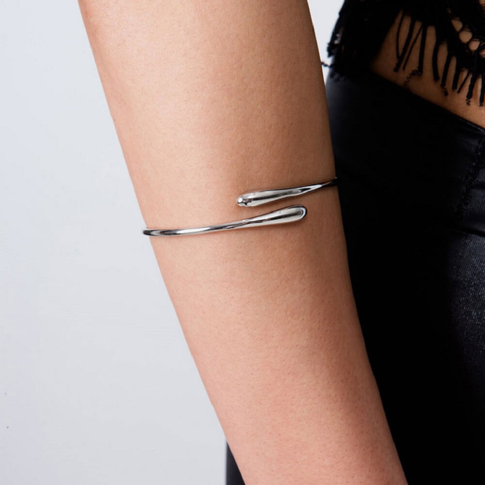 Lucy Quartermaine Silver Drop Open Crossover Bangle DBG4