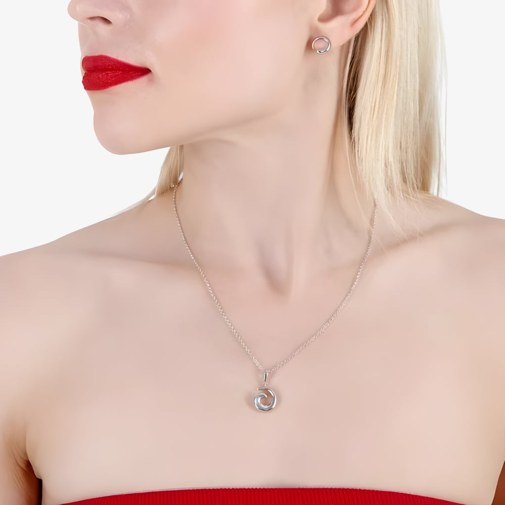 Lucy Quartermaine Element Swirl Pendant ELP3