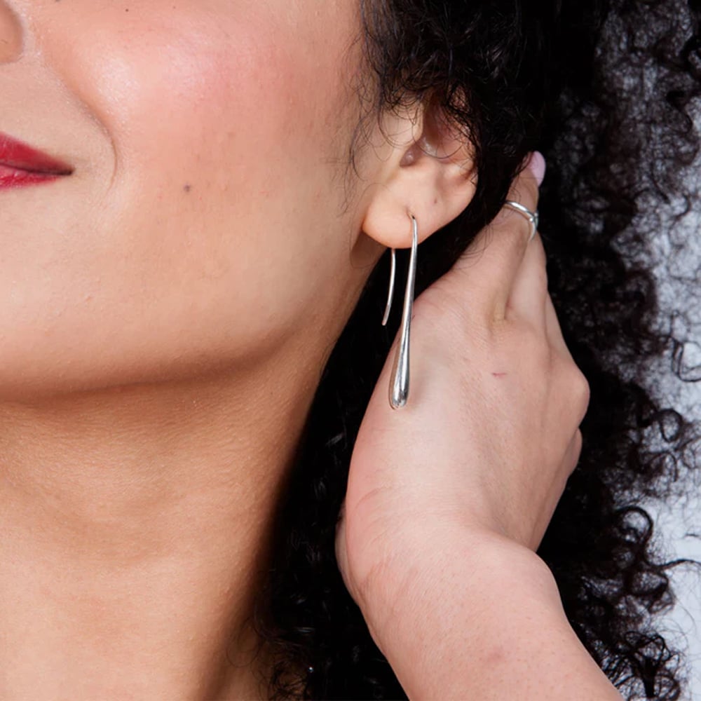 Lucy Quartermaine Silver Solid Teardrop Earrings DER15