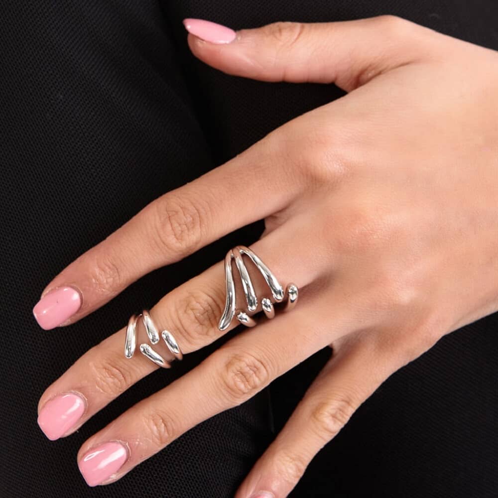 Lucy Quartermaine Silver 6 Drop Ring DR15