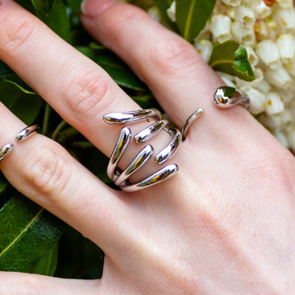 Lucy Quartermaine Silver 6 Drop Ring DR15