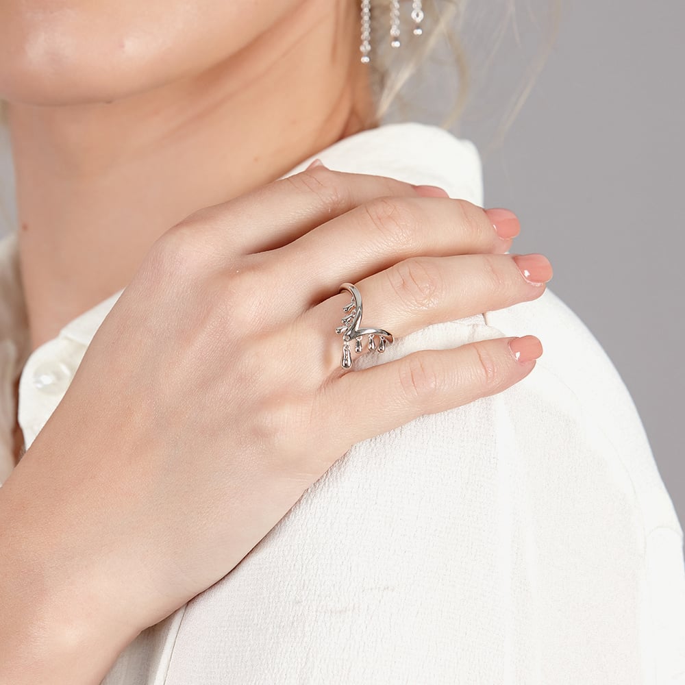 Lucy Quartermaine Silver Waterfall Wishbone Ring WFR2L
