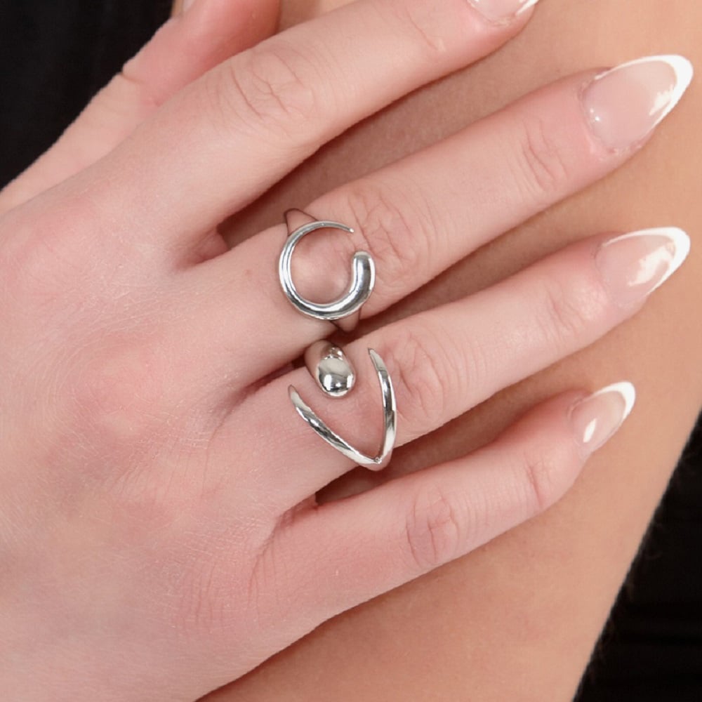 Lucy Quartermaine Silver Open Luna Fashion Ring LR1