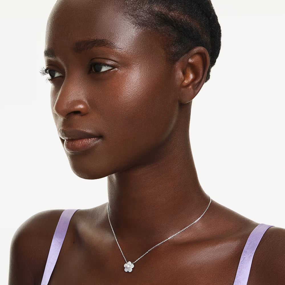 Swarovski Ariana Grande x Swarovski Crystal Pearl Flower Necklace 5755817