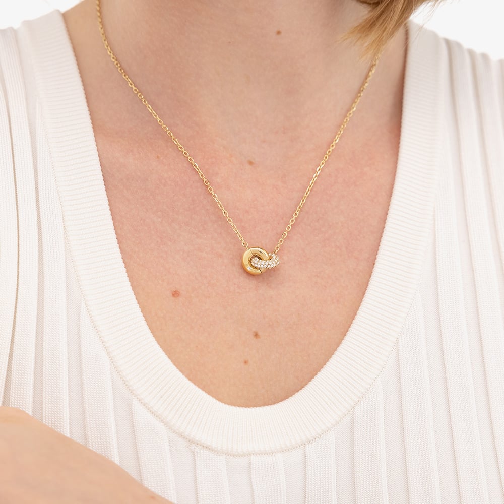 BOSS Live Precious Gold Plated Circle Link Pendant Necklace 1580755