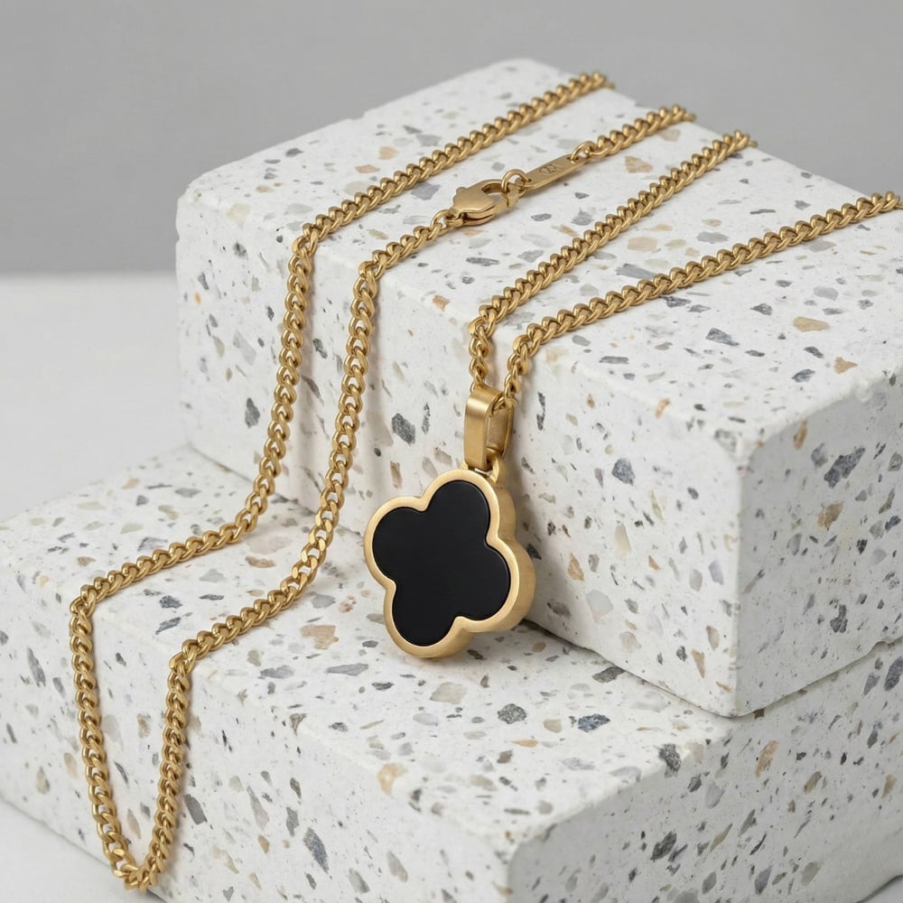Steel & Barnett Lucky Clover 18ct Yellow Gold Plated Black Onyx Clover Pendant N-CLO02