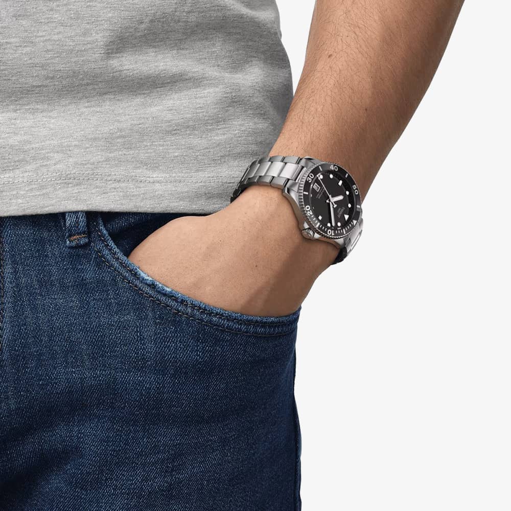 Tissot Seastar 1000 40mm Black Watch T120.410.11.051.00