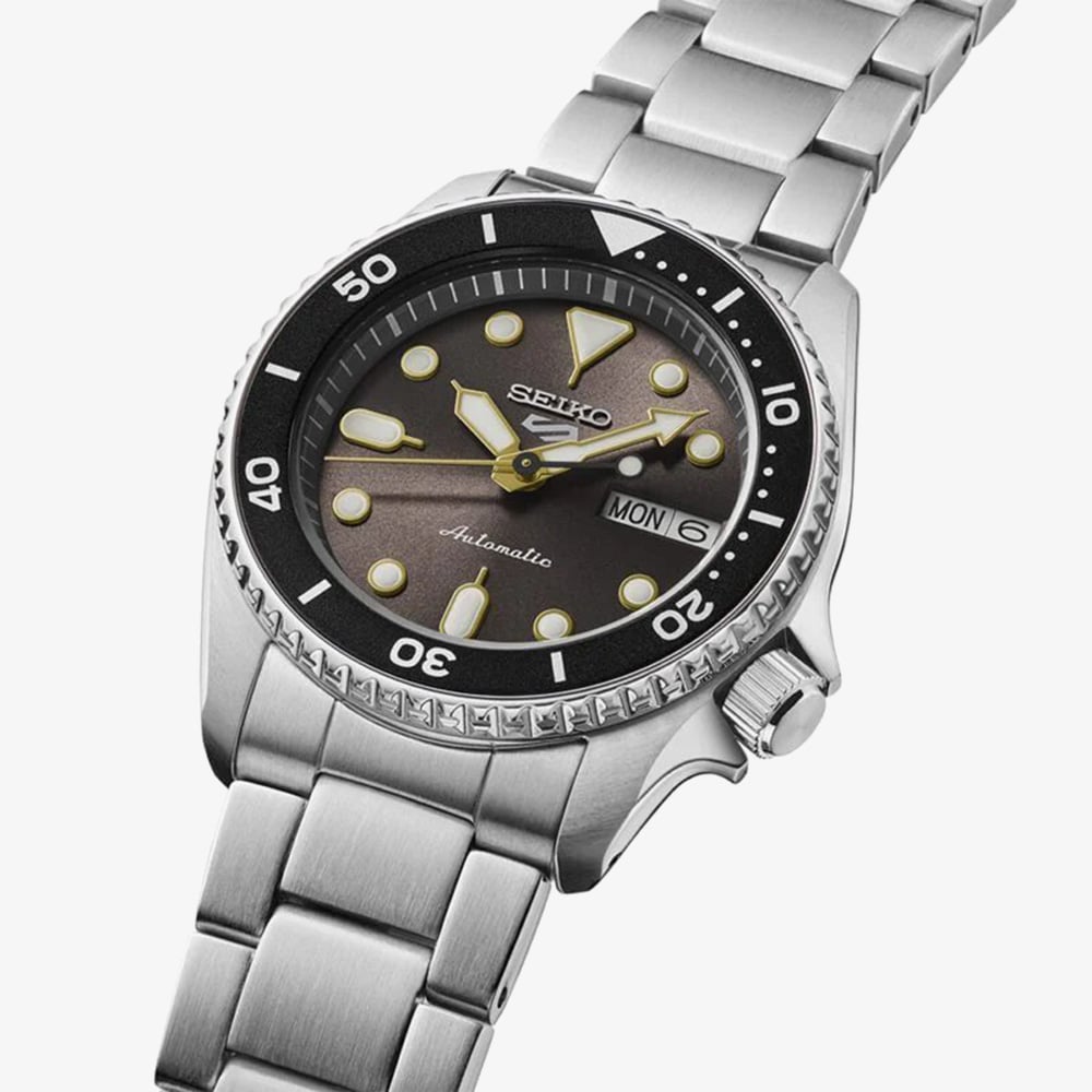 Seiko Unisex 5 Sports SKX New Colour Collection Street Stonewash Watch SRPL79K1