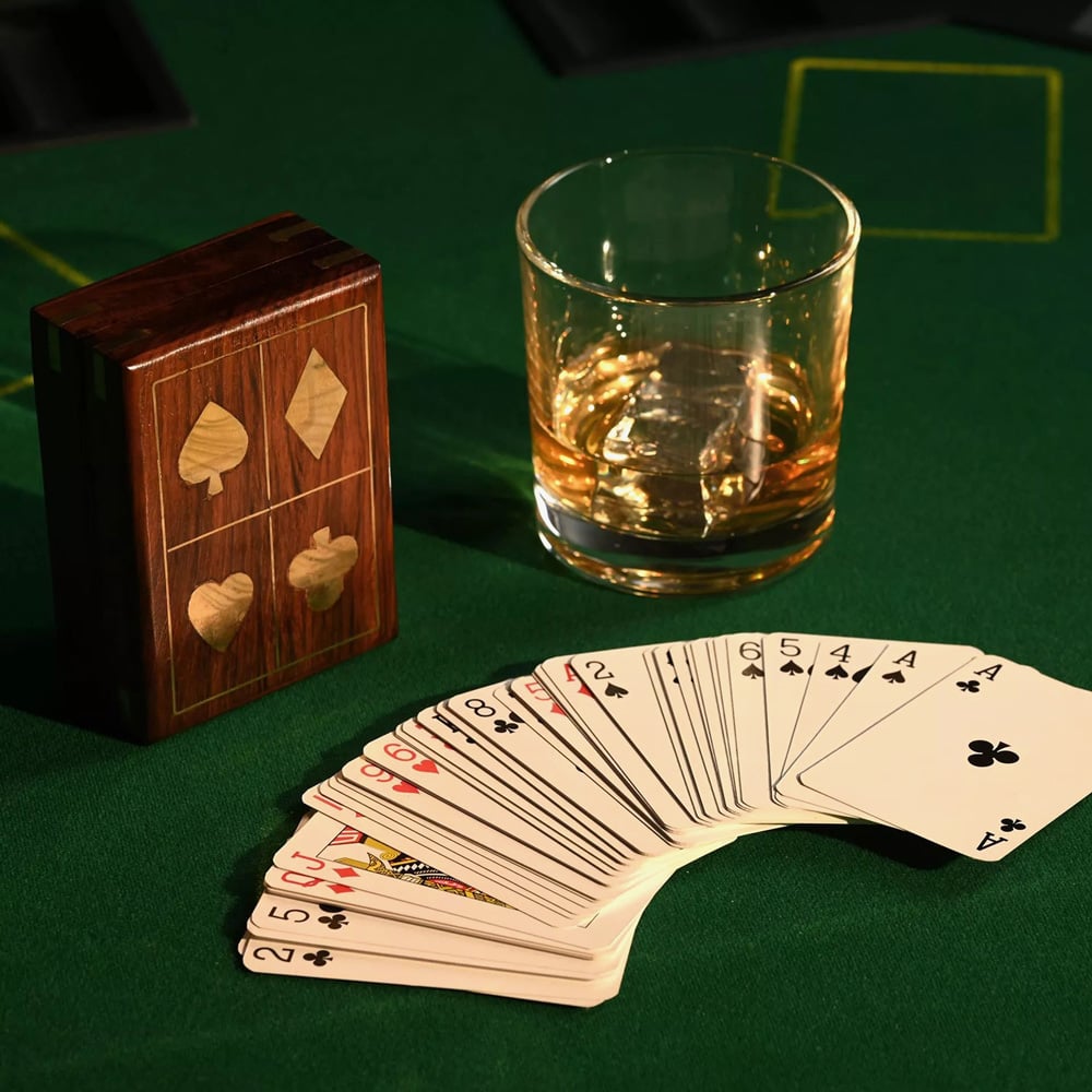 Harvey Makin Playing Cards In Wooden Box Gift HM1993