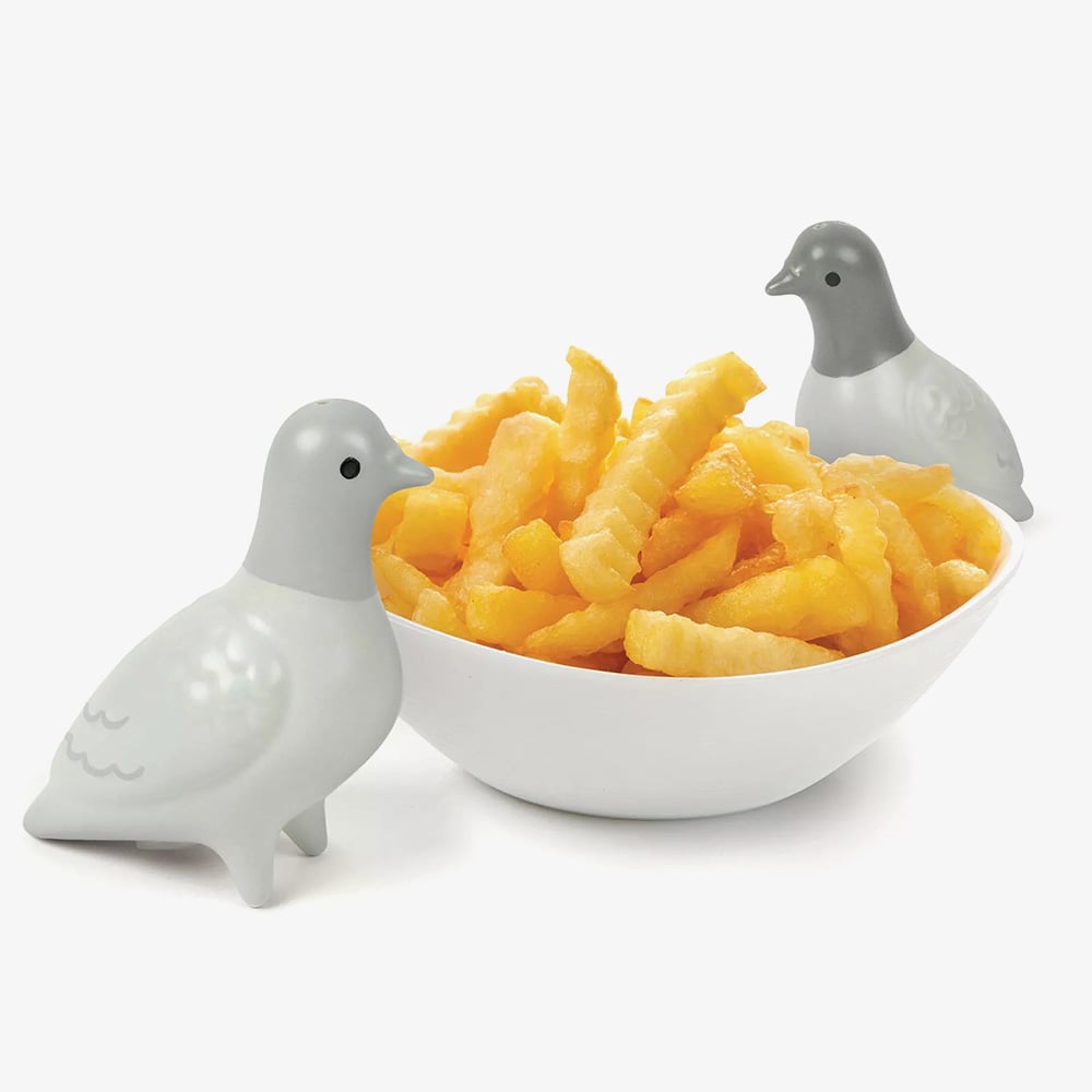 Fred Clay Pigeon Salt And Pepper Shakers Novelty 5316924