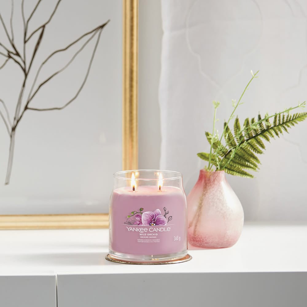 Yankee Candle Wild Orchid Signature Medium Jar Candle 1630013E