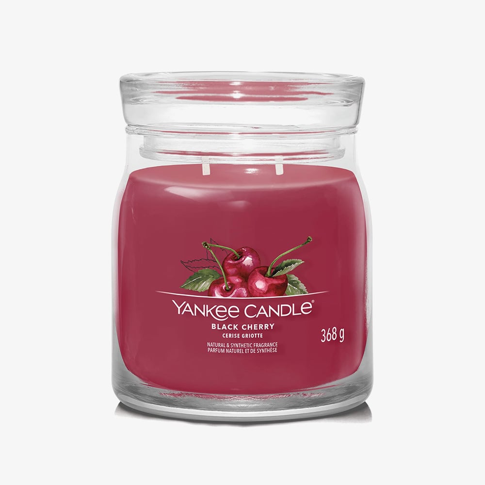 Yankee Candle Black Cherry Signature Medium Jar Candle 1701391E