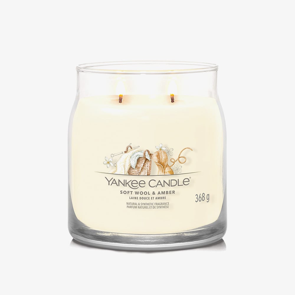 Yankee Candle Soft Wool & Amber Signature Medium Jar Candle 1721078E
