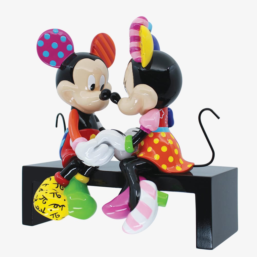 Disney Showcase Mickey And Minnie Mouse Love Figurine 6016311