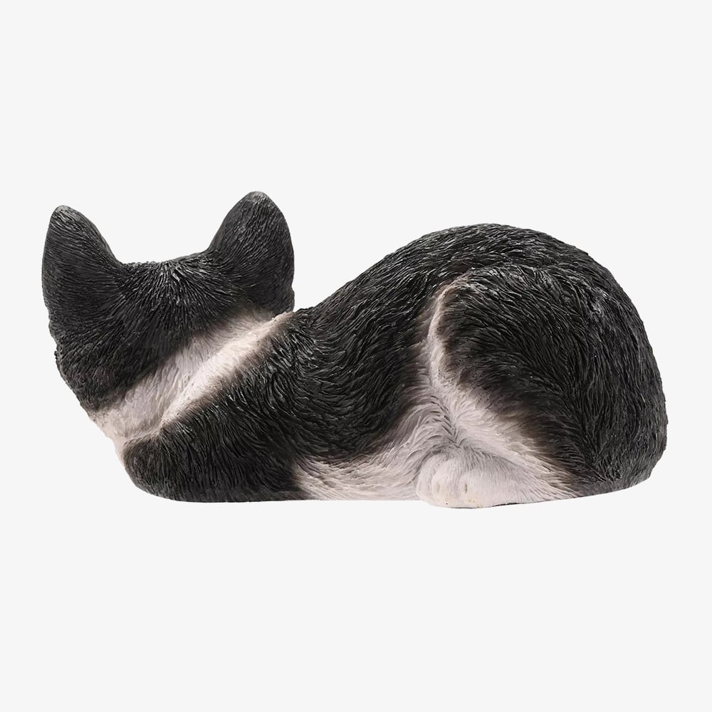 Best Of Breed Sleeping Cat Resin Figurine BB721