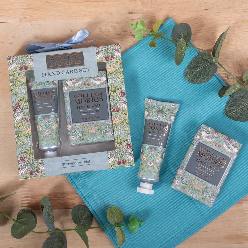 William Morris Strawberry Thief Hand Care Gift Set LP76280A