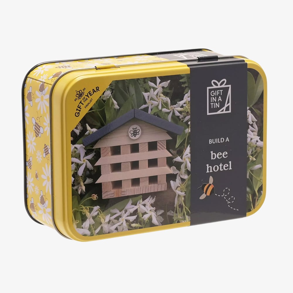 Gift In A Tin Bee Hotel Construction Kit 101323