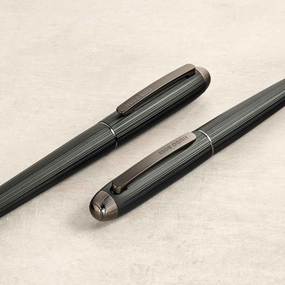 BOSS Contour Pinstripe Black Fountain Pen HSV6762A