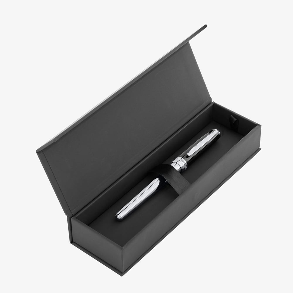 BOSS Essential Classic Black & Chrome Fountain Pen HSN6872A