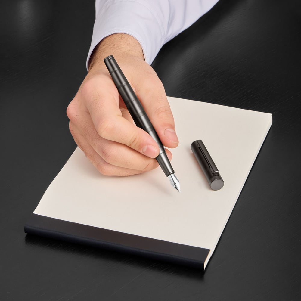 BOSS Loop Stripes Gunmetal Fountain Pen HSH6852D