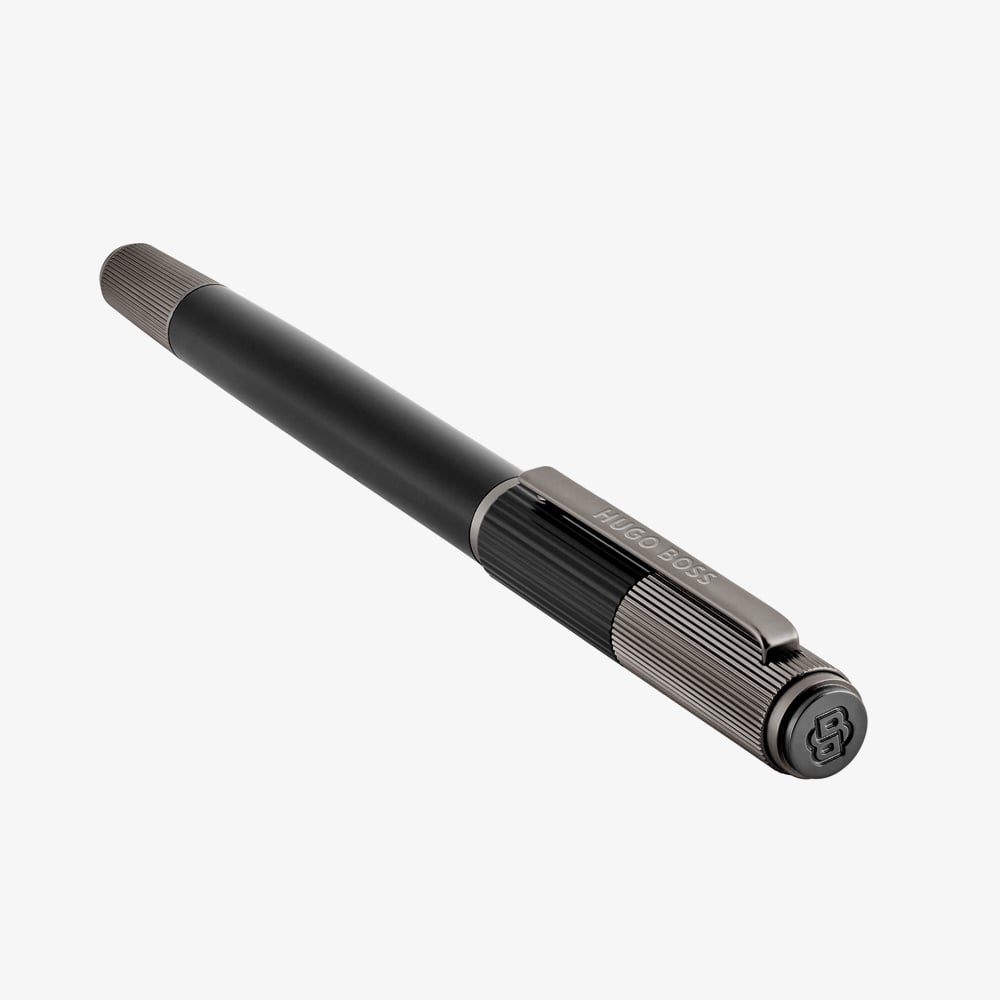 BOSS Striade Black Fountain Pen HSS6562A