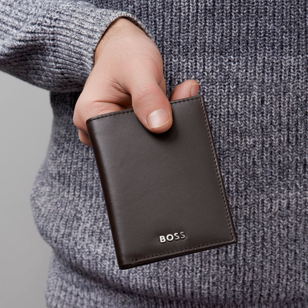 BOSS Classic Smooth Brown Folding Card Holder Wallet HLE403Y