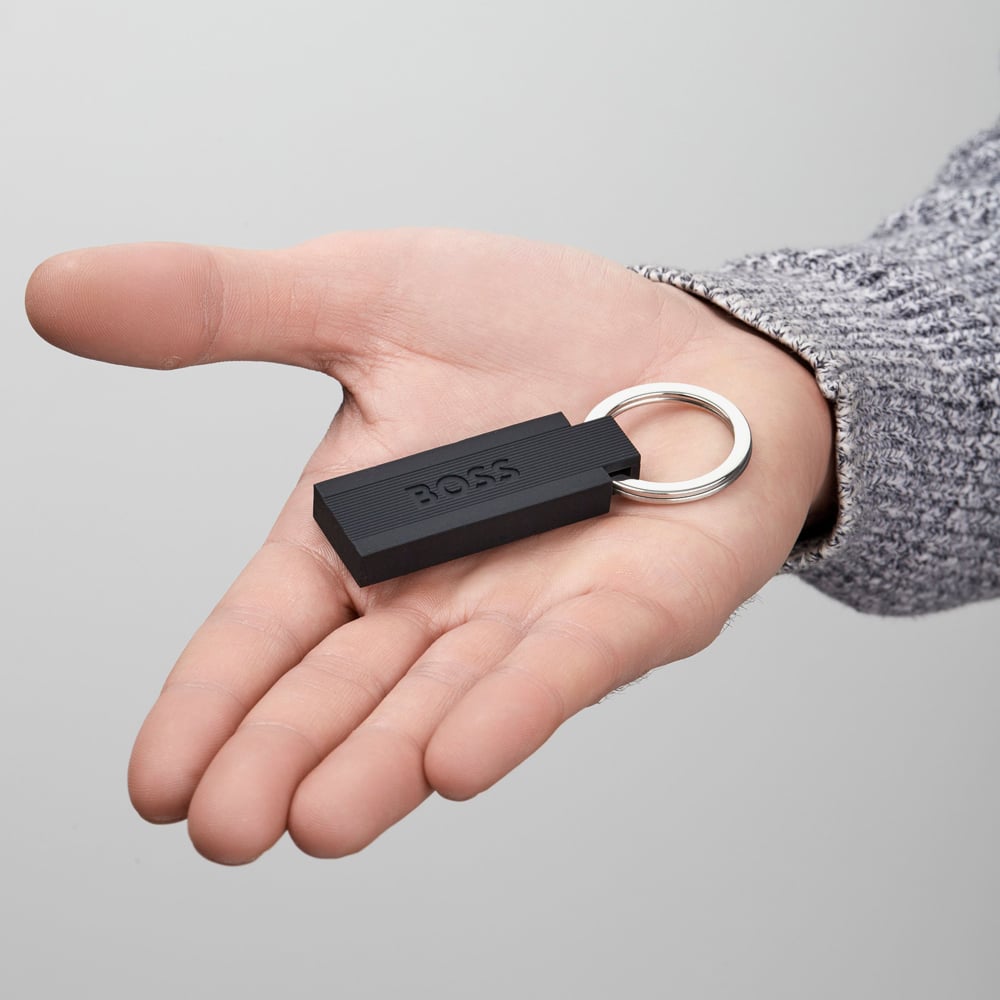 BOSS Edge Iconic Black Keyring HAK421A