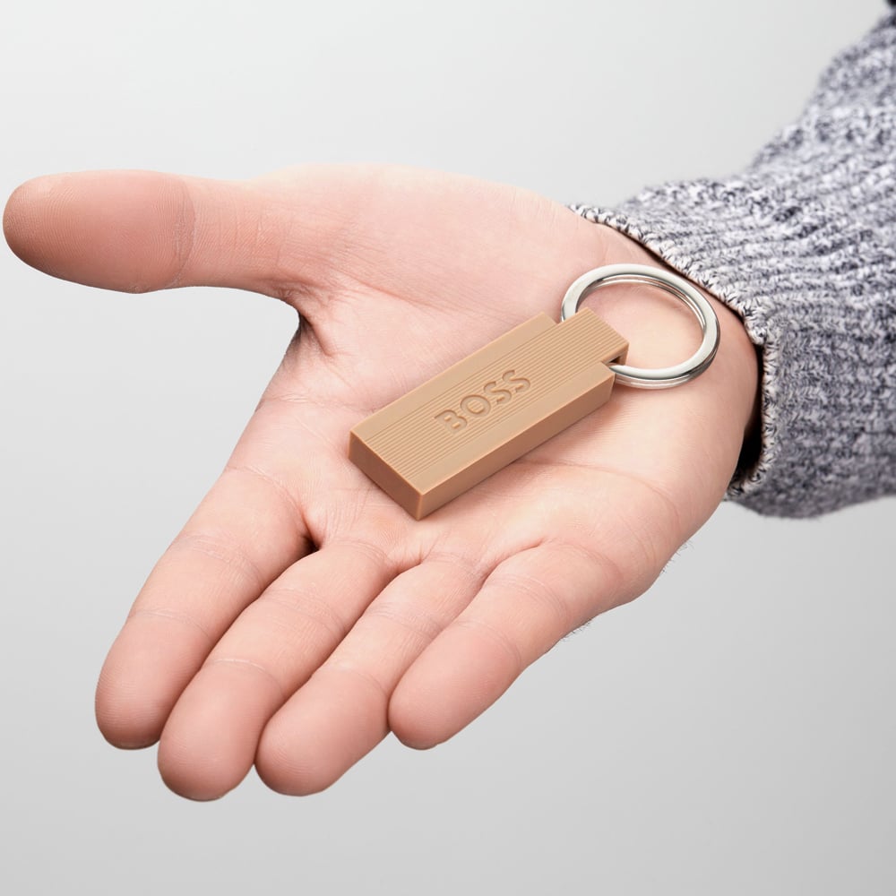BOSS Edge Iconic Camel Keyring HAK421X