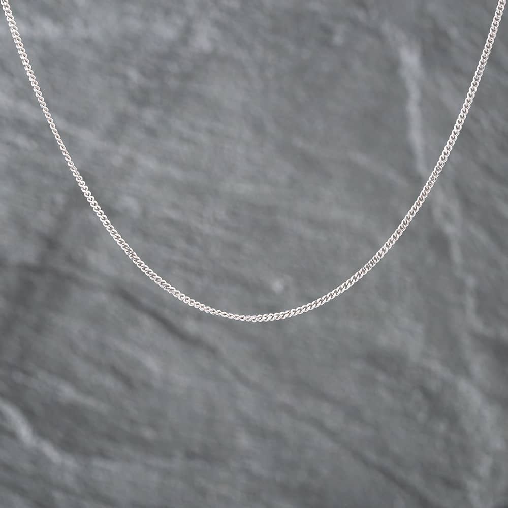 Product photograph of Pre-owned 9ct White Gold 18 Inch Curb Chain 41021291 from The Jewel Hut