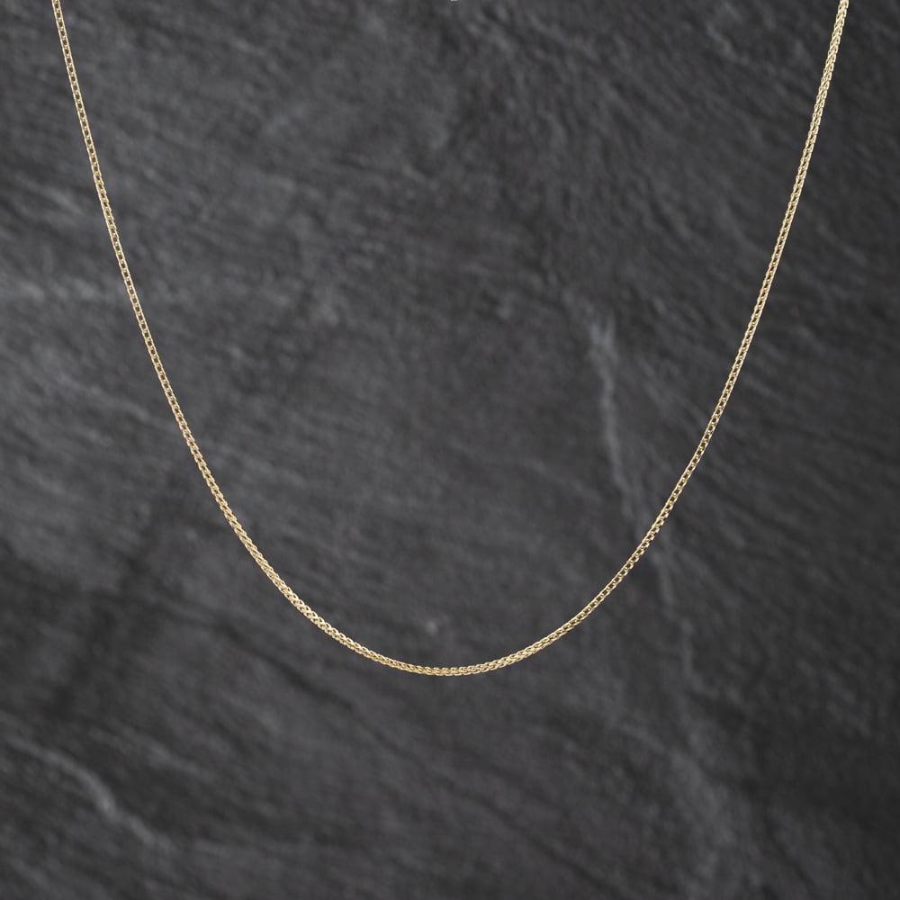 Pre-Owned 9ct Yellow Gold 18 Inch Spiga Chain 41021692