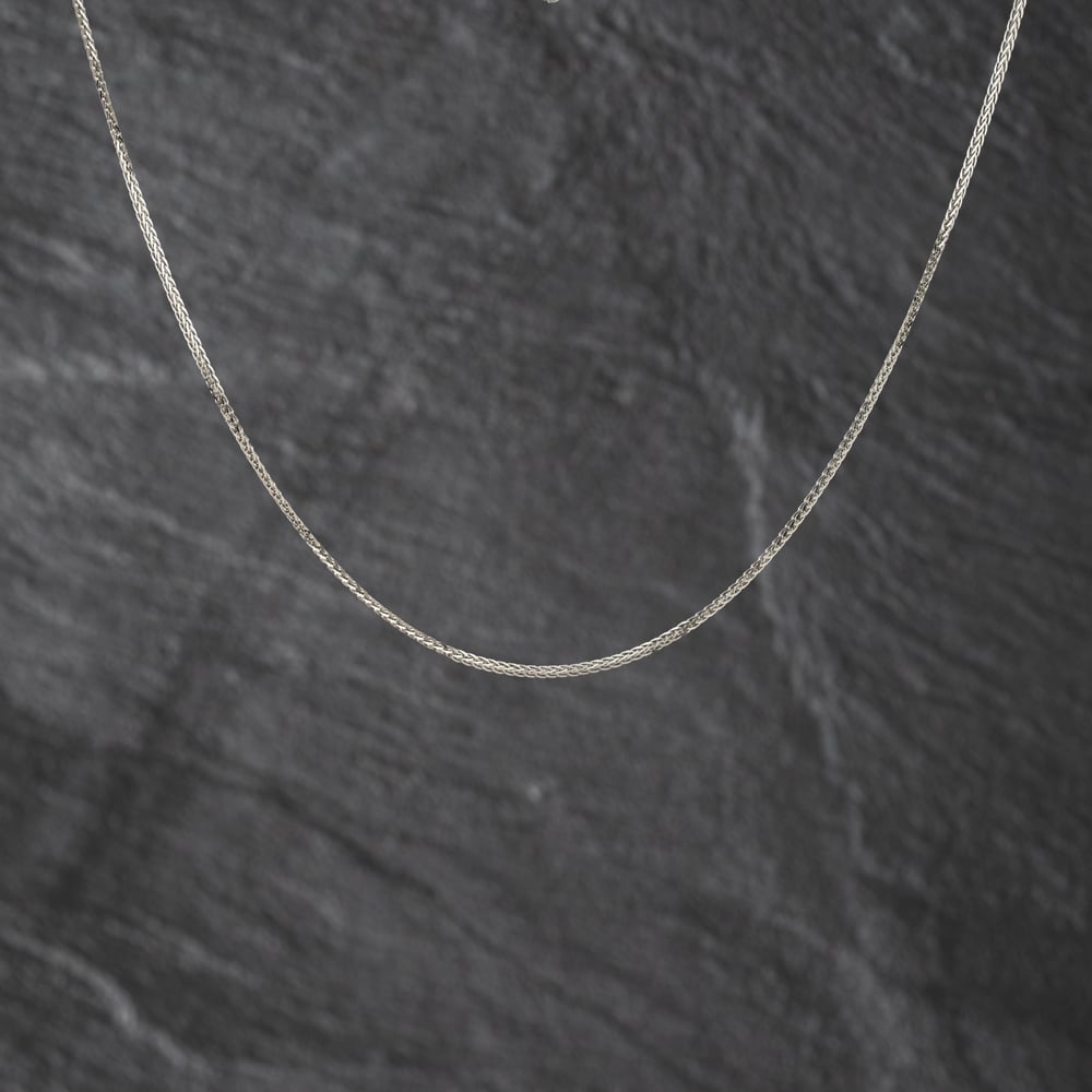 Pre-Owned 9ct White Gold 16 Inch Spiga Chain 41021693