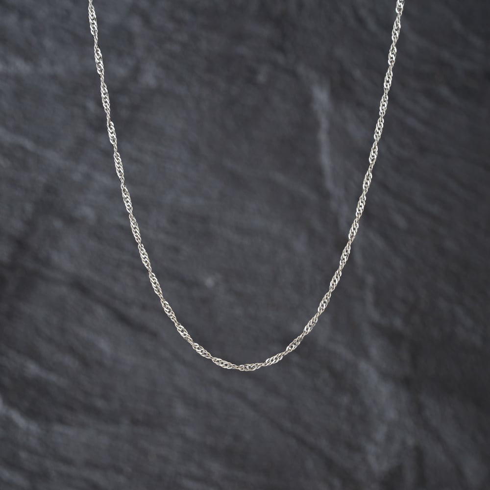 Pre-Owned 9ct White Gold Twisted 16 Inch Curb Chain 41021701