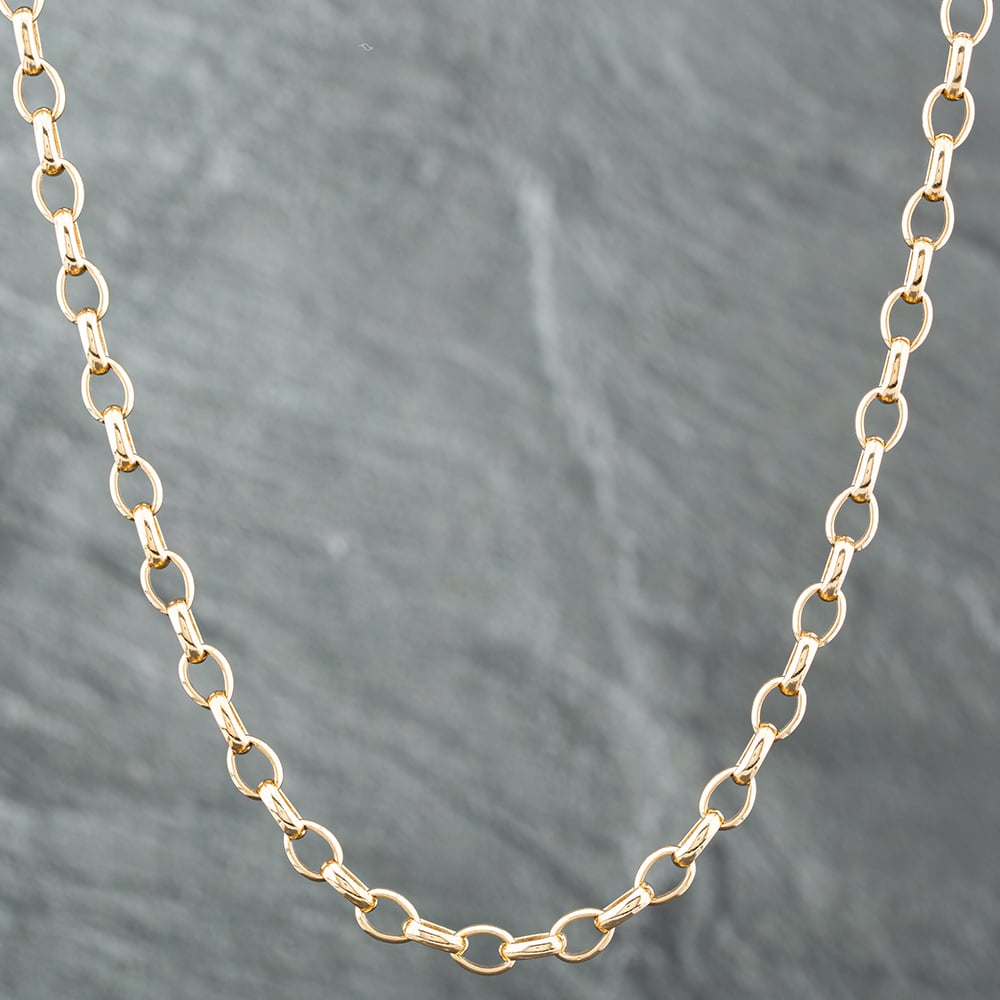 Product photograph of Pre-owned 9ct Yellow Gold Oval Heavy 22 Inch Belcher Chain 41041328 from The Jewel Hut
