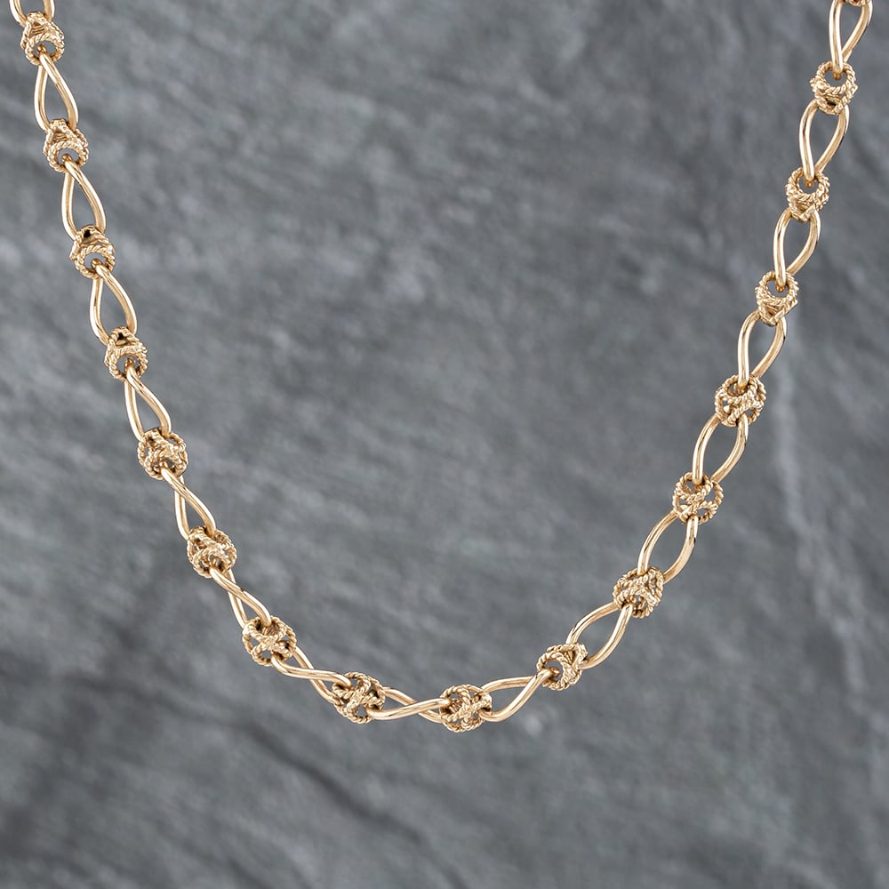 Product photograph of Pre-owned 9ct Yellow Gold Knot 16 Inch Curb Chain 41041340 from The Jewel Hut