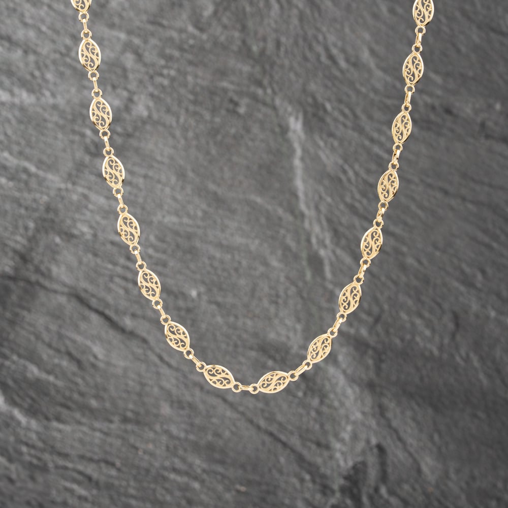 Click to view product details and reviews for Pre Owned 18ct Yellow Gold Oval Filligree Link 19 Inch Fancy Chain 41041654.
