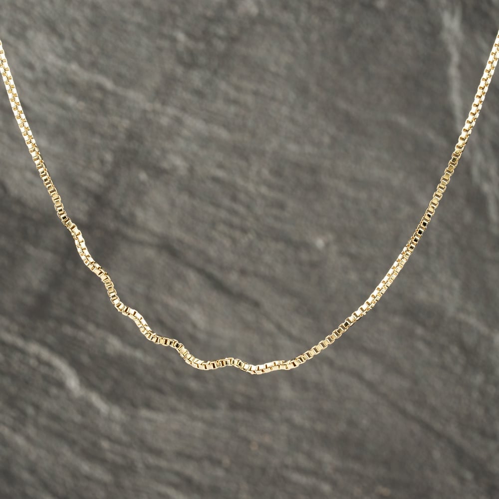 Pre-Owned 9ct Yellow Gold 26 Inch Box Chain 41041739
