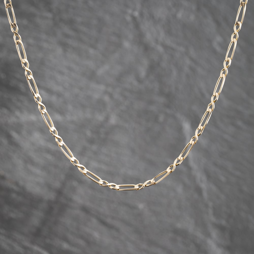 Pre-Owned 9ct Yellow Gold 24 Inch Figaro Style Chain 41041935