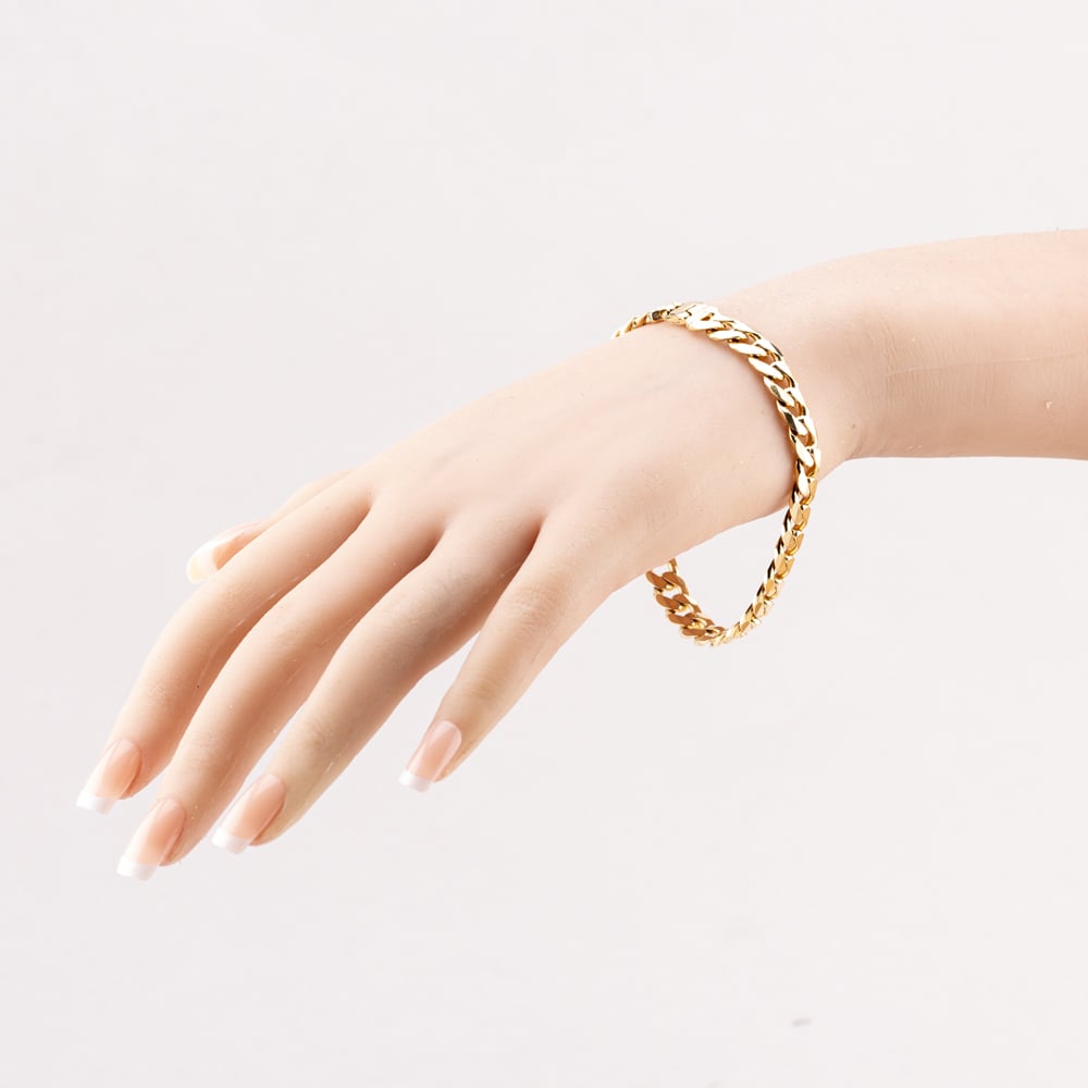 Pre-Owned 9ct Yellow Gold 8.5 Inch Curb Chain Bracelet 41081284