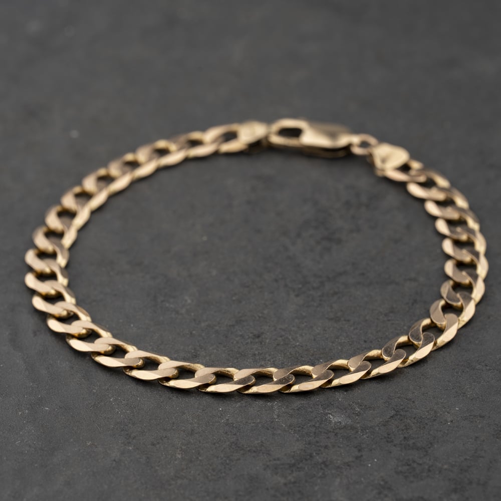 Pre-Owned 9ct Yellow Gold 8.5 Inch Curb Chain Bracelet 41081317